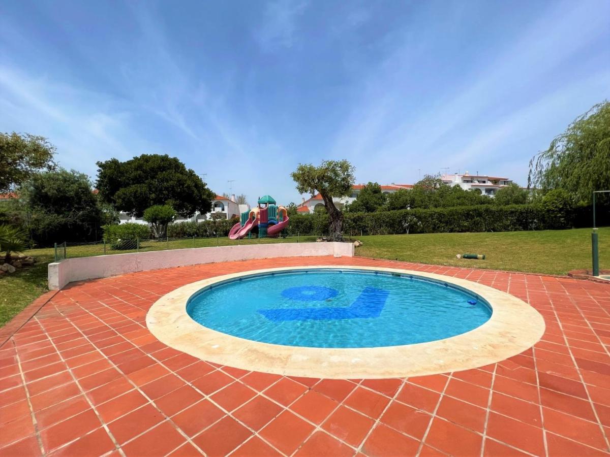 Apartamento Albufeira Twins 2 With Pool By Homing Exterior foto