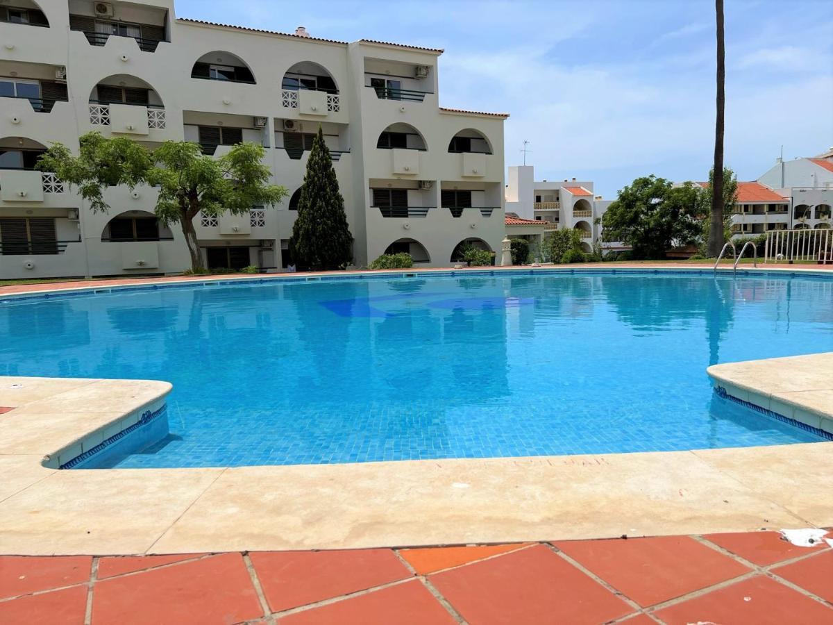 Apartamento Albufeira Twins 2 With Pool By Homing Exterior foto